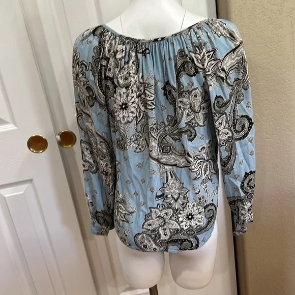 Karen Kane top size small - Picture 5 of 8